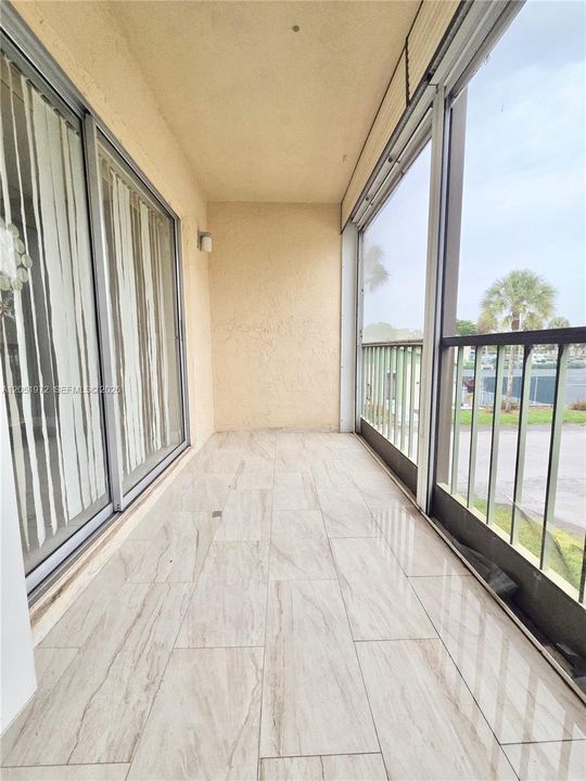 For Rent: $1,950 (2 beds, 2 baths, 1070 Square Feet)