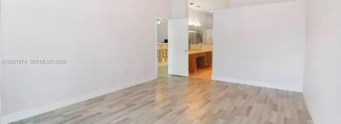 For Rent: $1,500 (3 beds, 2 baths, 2104 Square Feet)
