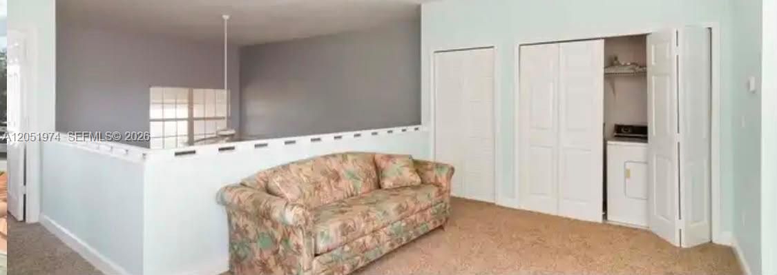 For Rent: $1,500 (3 beds, 2 baths, 2104 Square Feet)