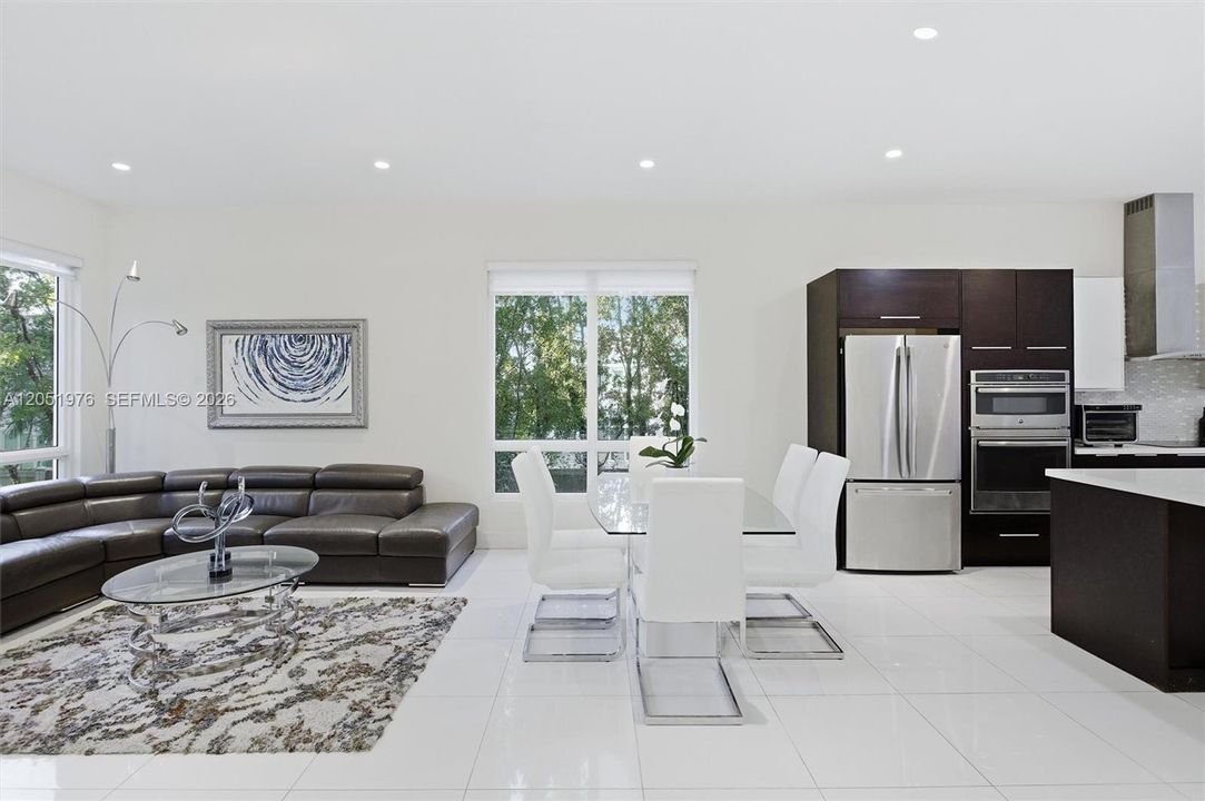 For Rent: $5,000 (4 beds, 3 baths, 2683 Square Feet)