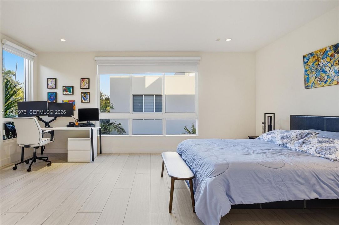 For Rent: $5,000 (4 beds, 3 baths, 2683 Square Feet)