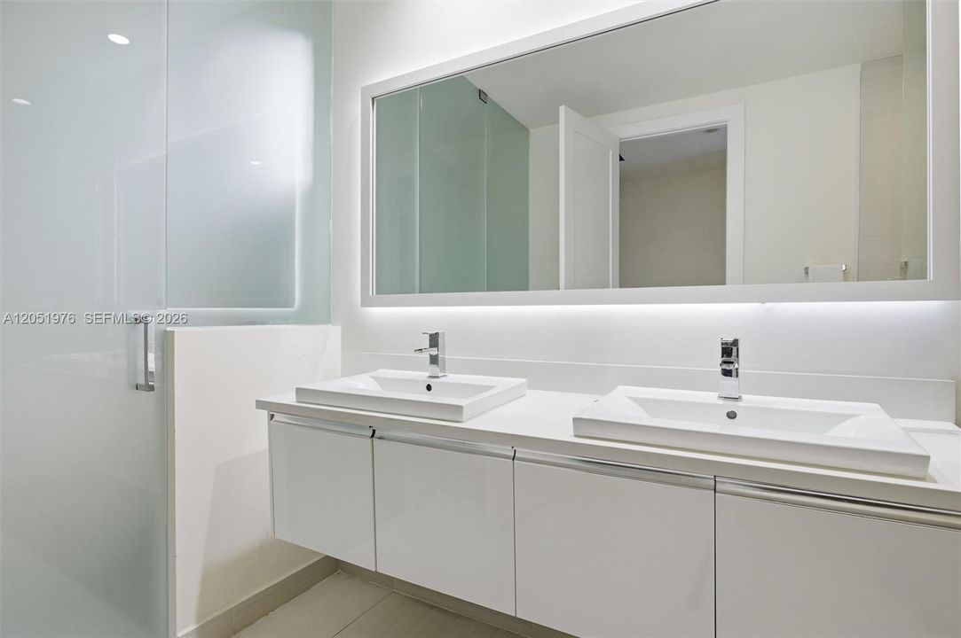 For Rent: $5,000 (4 beds, 3 baths, 2683 Square Feet)