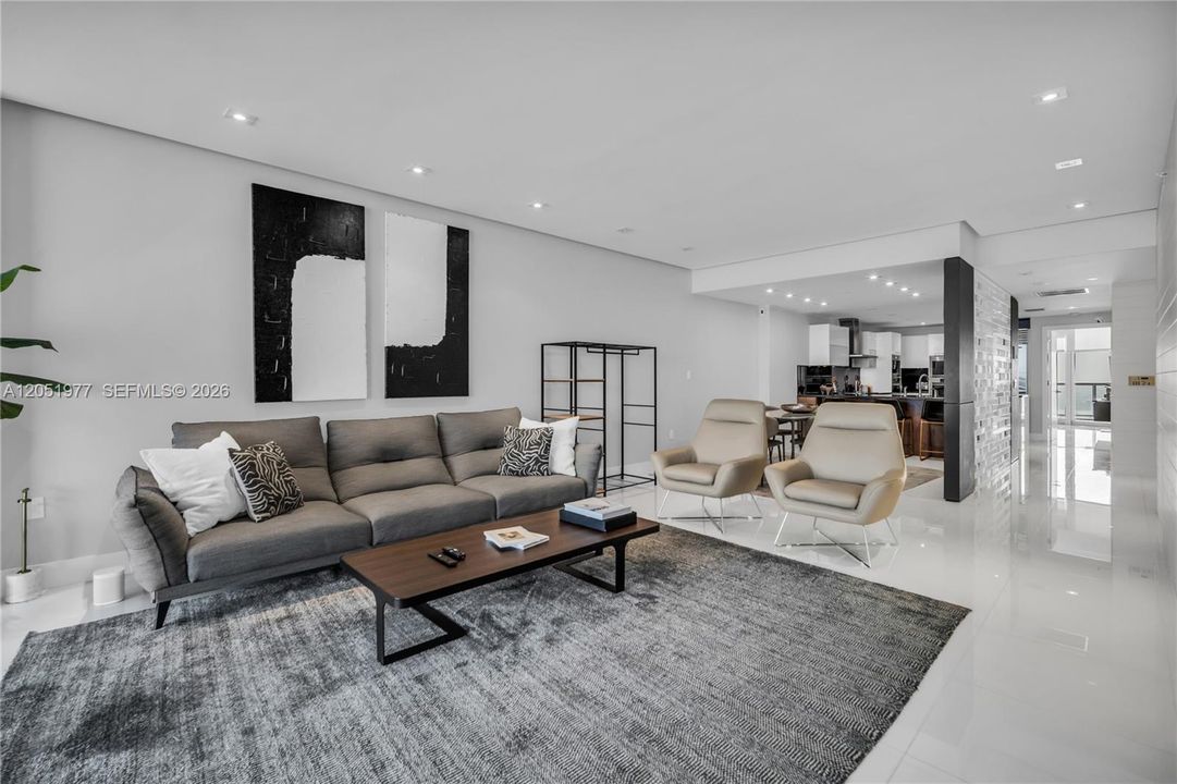 For Sale: $3,200,000 (3 beds, 3 baths, 1933 Square Feet)