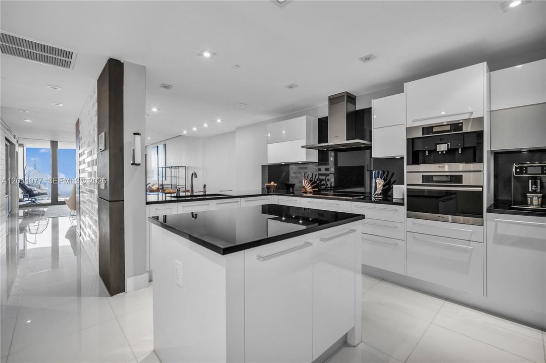 For Sale: $3,200,000 (3 beds, 3 baths, 1933 Square Feet)