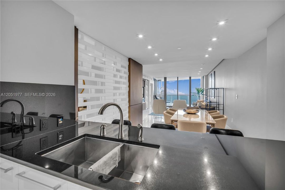 For Sale: $3,200,000 (3 beds, 3 baths, 1933 Square Feet)