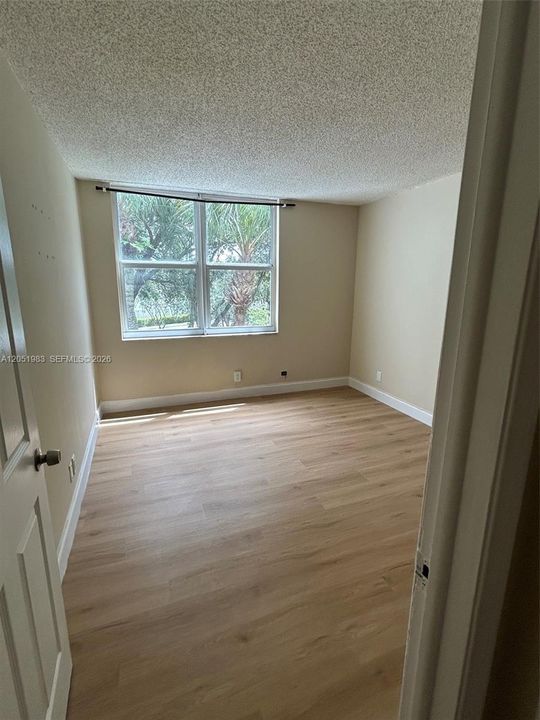 For Rent: $2,100 (2 beds, 2 baths, 775 Square Feet)
