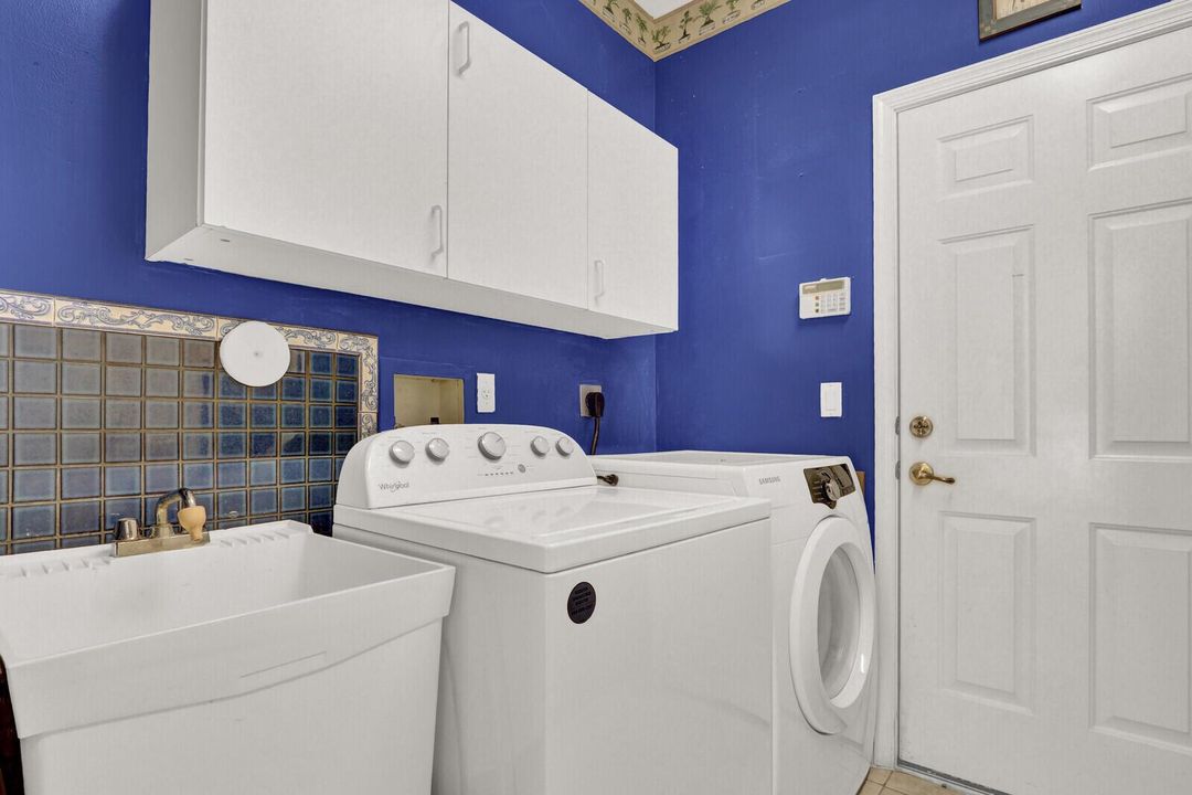 Laundry Room Off the Kitchen