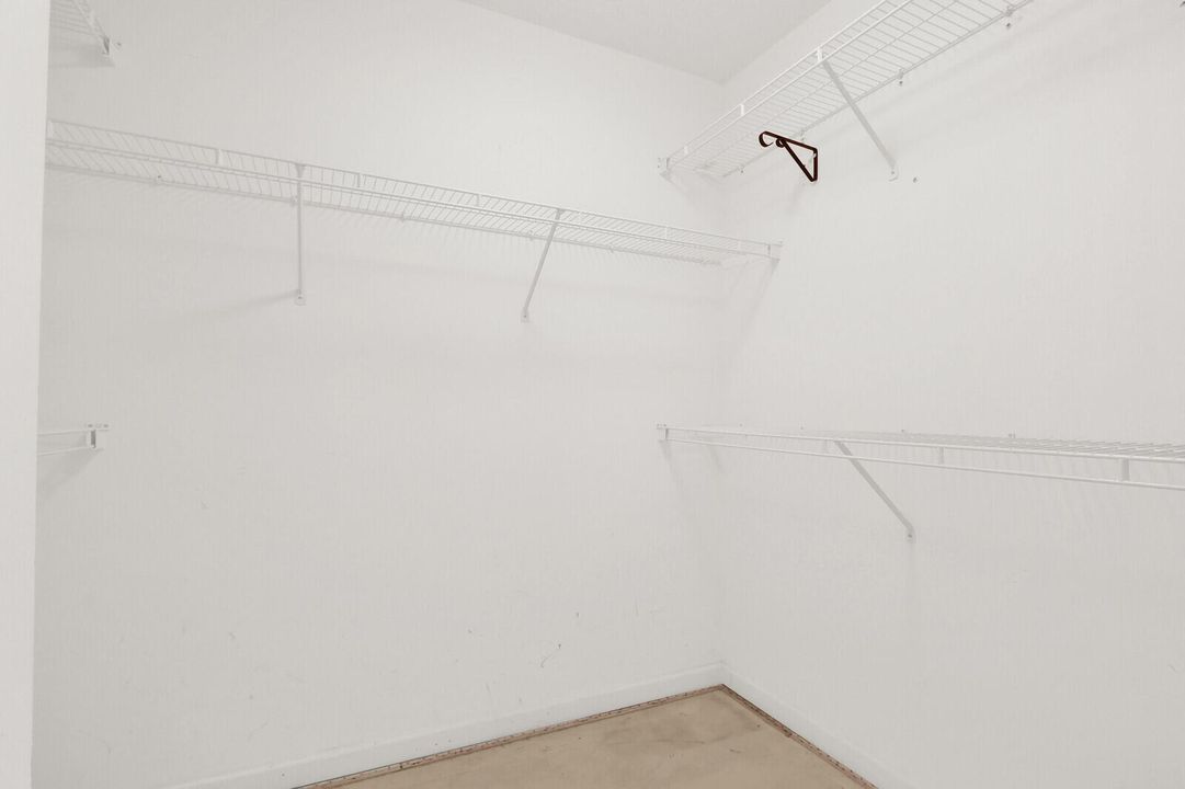 Walkin Closet