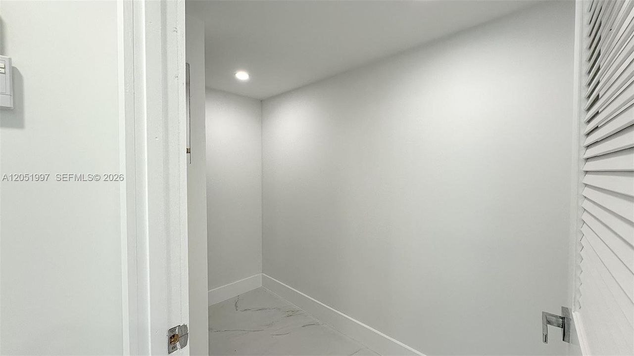 For Rent: $2,950 (2 beds, 2 baths, 1565 Square Feet)