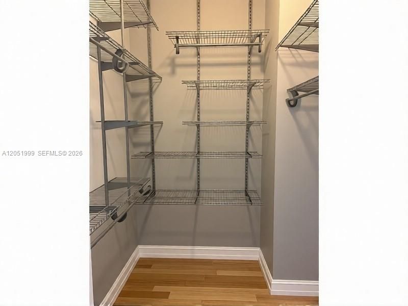 For Rent: $2,600 (2 beds, 2 baths, 1136 Square Feet)