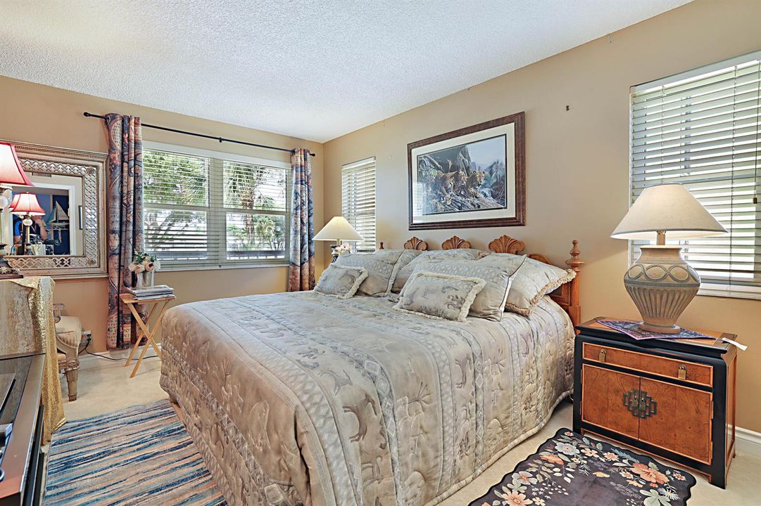 374 Golfview Road Unit 205-28