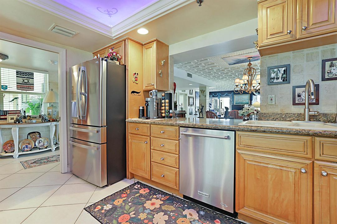 374 Golfview Road Unit 205-14