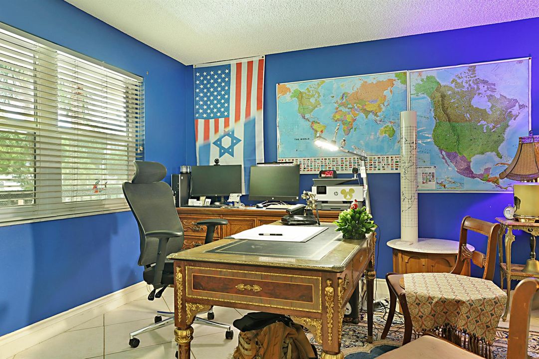 374 Golfview Road Unit 205-30