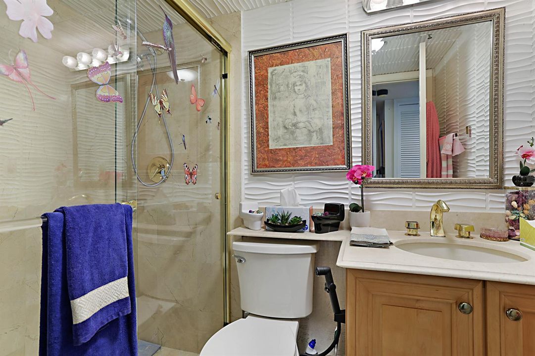374 Golfview Road Unit 205-26