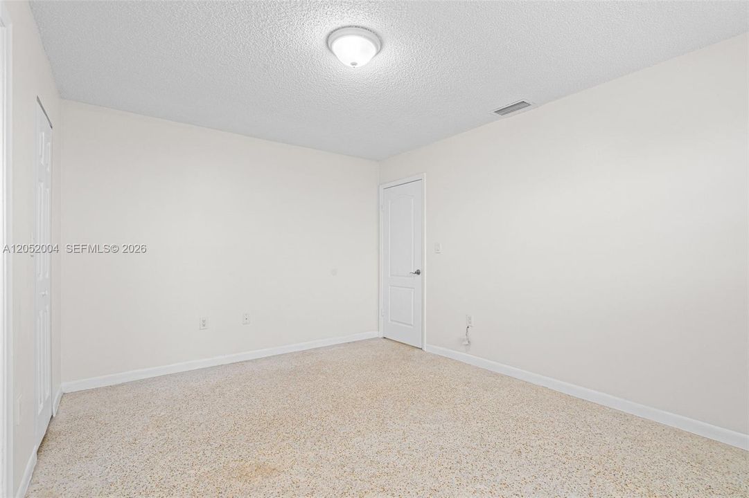 For Rent: $3,250 (3 beds, 2 baths, 1093 Square Feet)