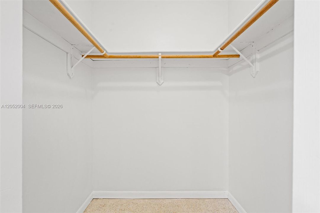 For Rent: $3,250 (3 beds, 2 baths, 1093 Square Feet)