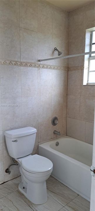 For Rent: $2,700 (3 beds, 2 baths, 1500 Square Feet)