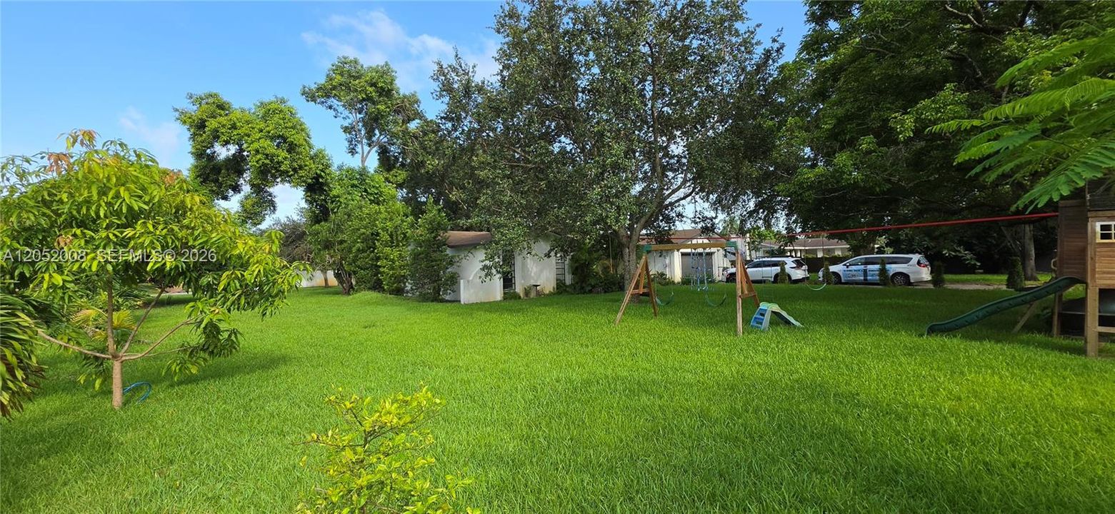 На продажу: $1,155,000 (4 спален, 3 ванн, 2326 Квадратных фут)