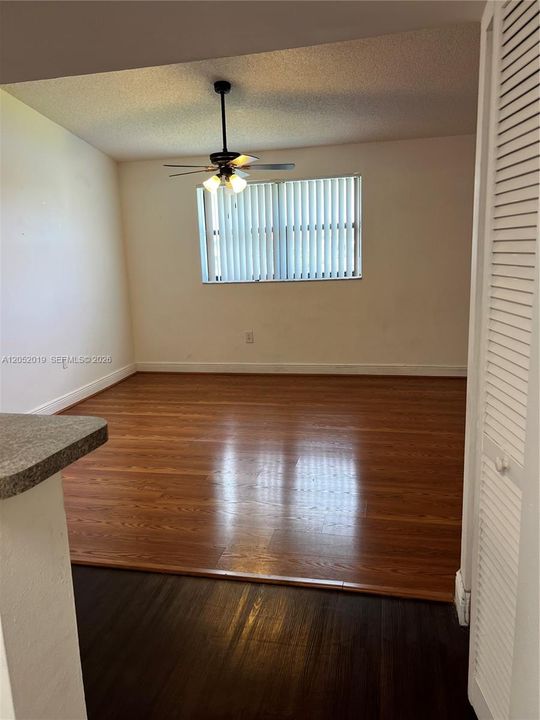 В аренду: $2,400 (3 спален, 2 ванн, 0 Квадратных фут)