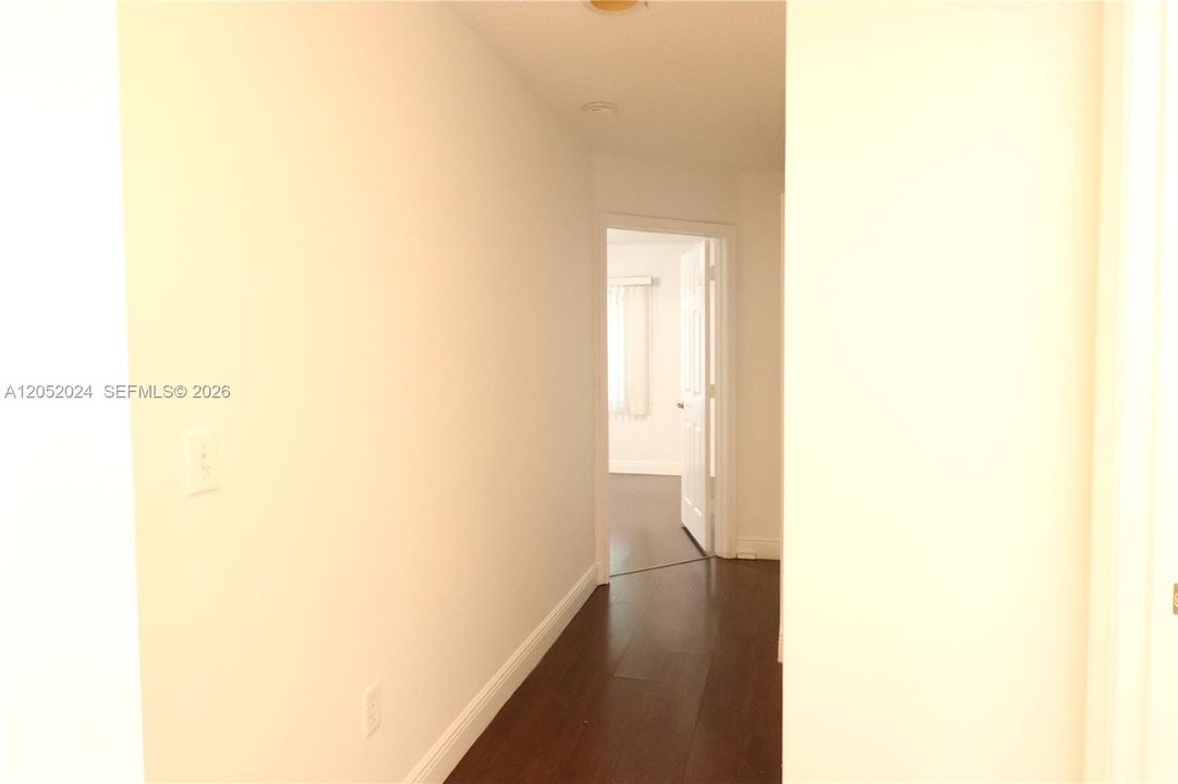 For Rent: $3,200 (3 beds, 2 baths, 1887 Square Feet)