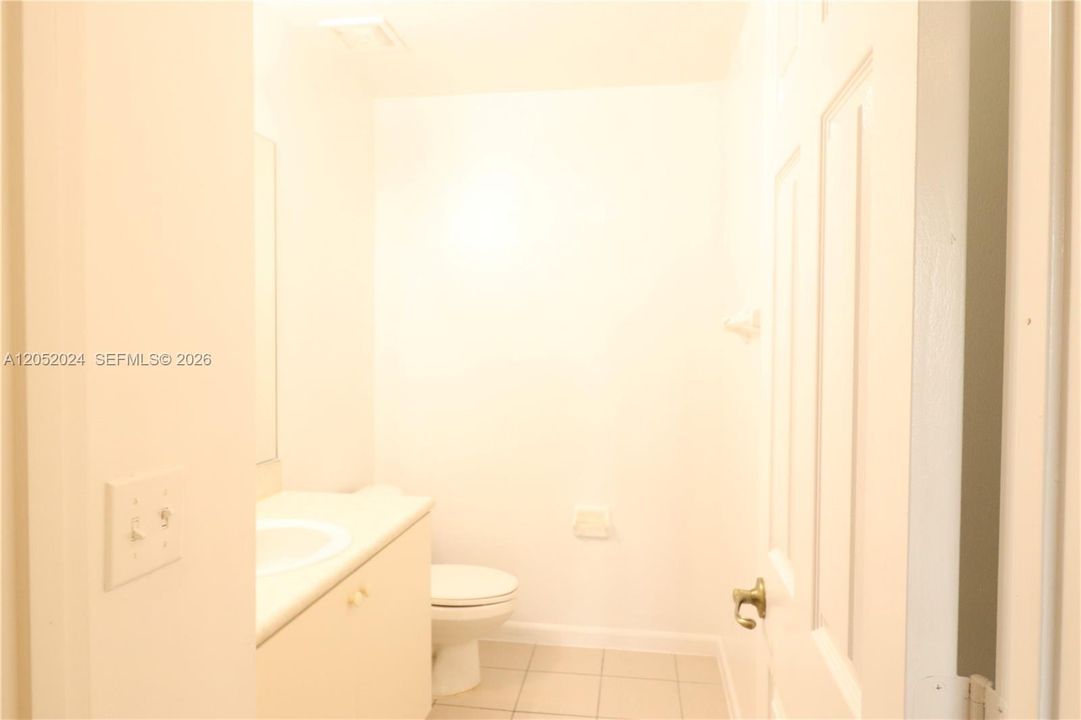 For Rent: $3,200 (3 beds, 2 baths, 1887 Square Feet)