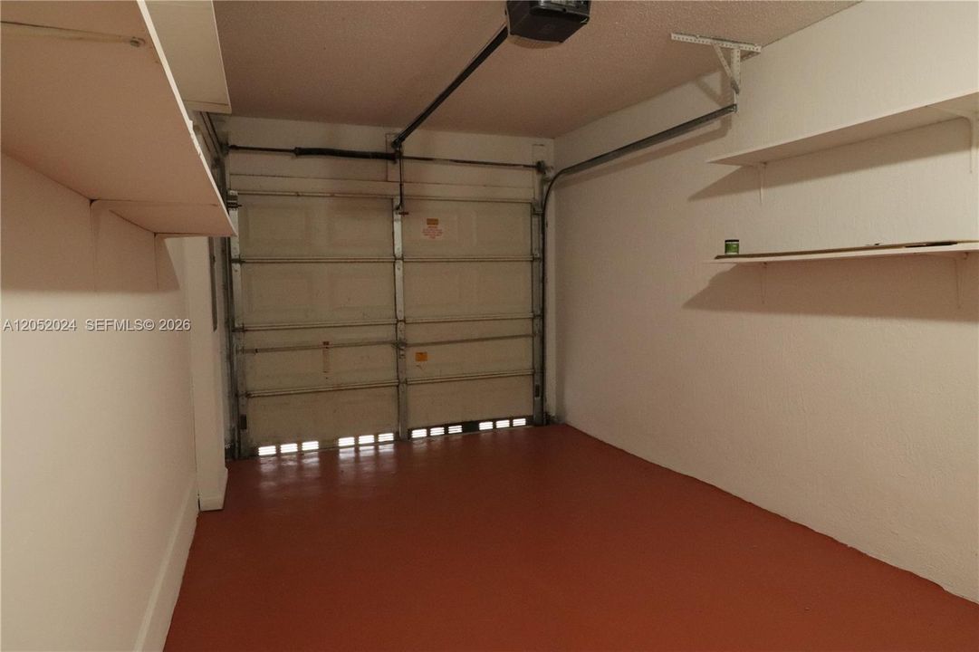 For Rent: $3,200 (3 beds, 2 baths, 1887 Square Feet)