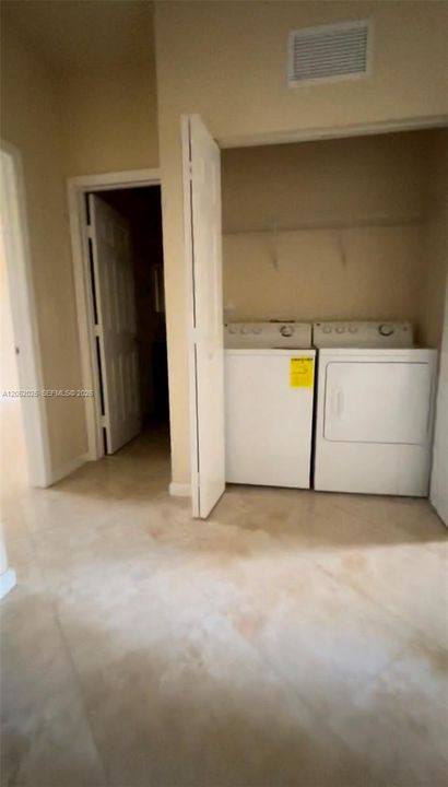 В аренду: $2,999 (3 спален, 2 ванн, 1680 Квадратных фут)