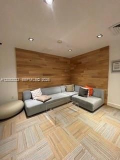 En Venta: $529,000 (1 camas, 1 baños, 702 Pies cuadrados)