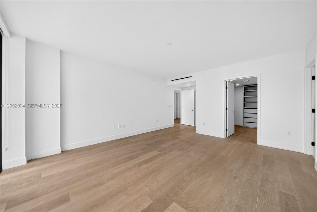 В аренду: $17,000 (3 спален, 2 ванн, 0 Квадратных фут)