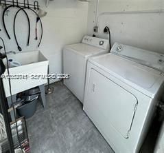 For Rent: $2,350 (2 beds, 1 baths, 1456 Square Feet)