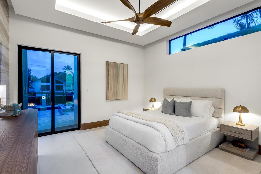 BEDROOM_4_ANGLE