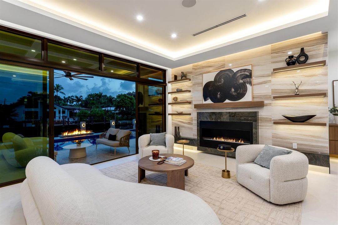 LIVING_ROOM_ANGLE