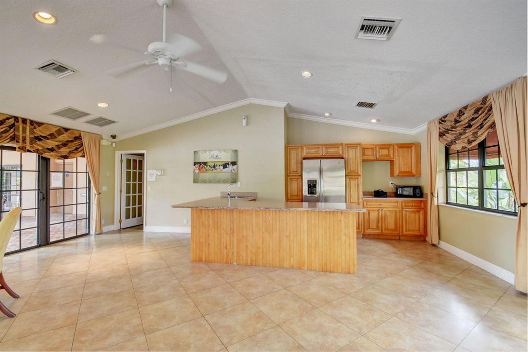Clubhouse Kitchen