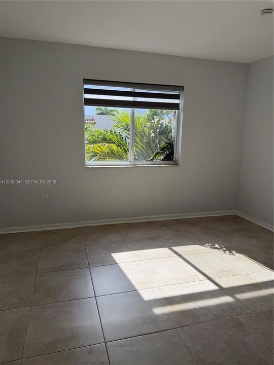 For Rent: $2,550 (2 beds, 2 baths, 1160 Square Feet)