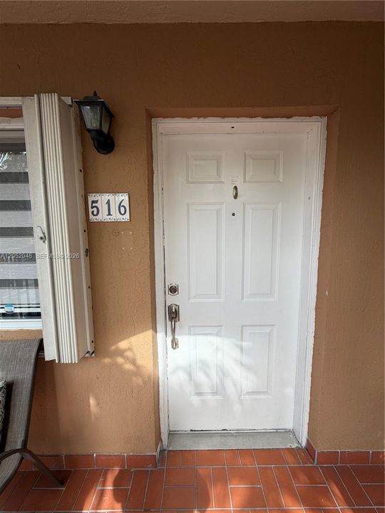 For Rent: $2,550 (2 beds, 2 baths, 1160 Square Feet)
