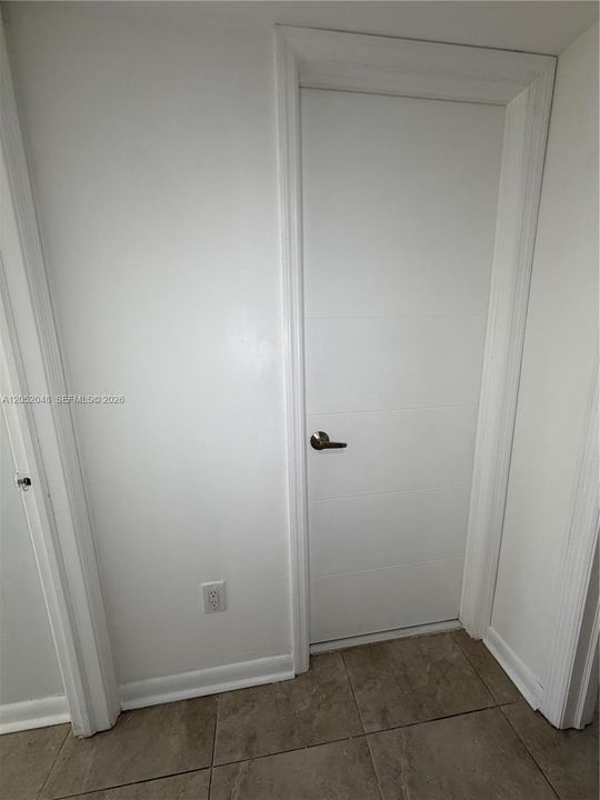For Rent: $2,550 (2 beds, 2 baths, 1160 Square Feet)