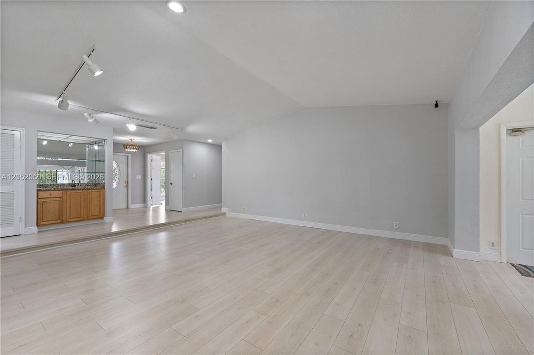 For Sale: $650,000 (3 beds, 2 baths, 2158 Square Feet)