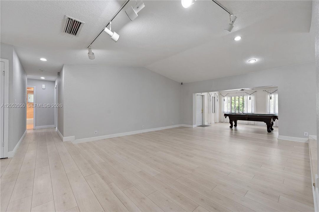 For Sale: $650,000 (3 beds, 2 baths, 2158 Square Feet)