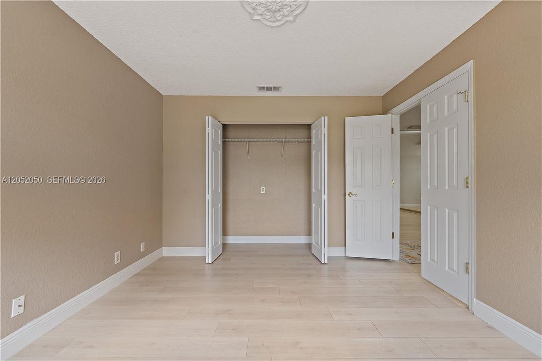 For Sale: $650,000 (3 beds, 2 baths, 2158 Square Feet)