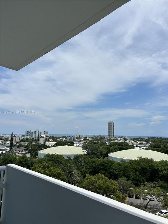 For Rent: $2,900 (2 beds, 2 baths, 1100 Square Feet)