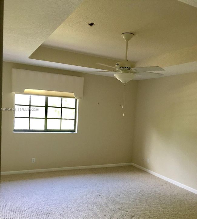 En Venta: $472,000 (2 camas, 2 baños, 1386 Pies cuadrados)