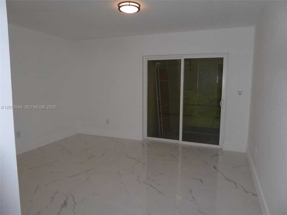 For Sale: $315,000 (2 beds, 2 baths, 1235 Square Feet)