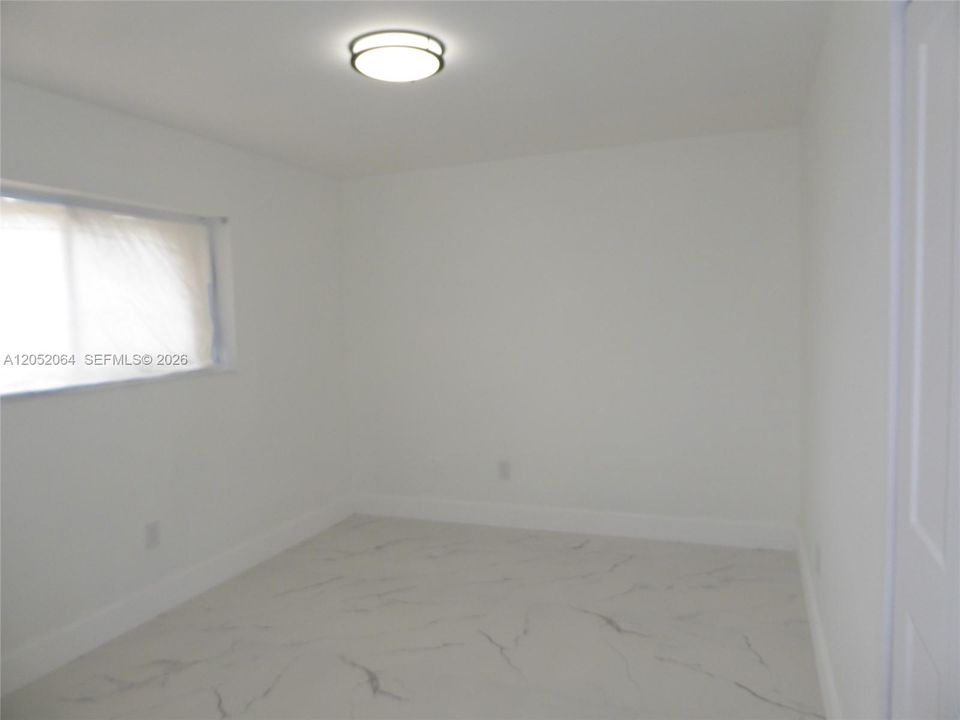 For Sale: $315,000 (2 beds, 2 baths, 1235 Square Feet)
