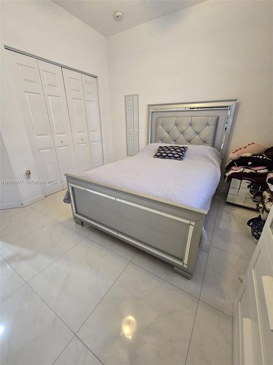 For Sale: $609,000 (3 beds, 2 baths, 2445 Square Feet)