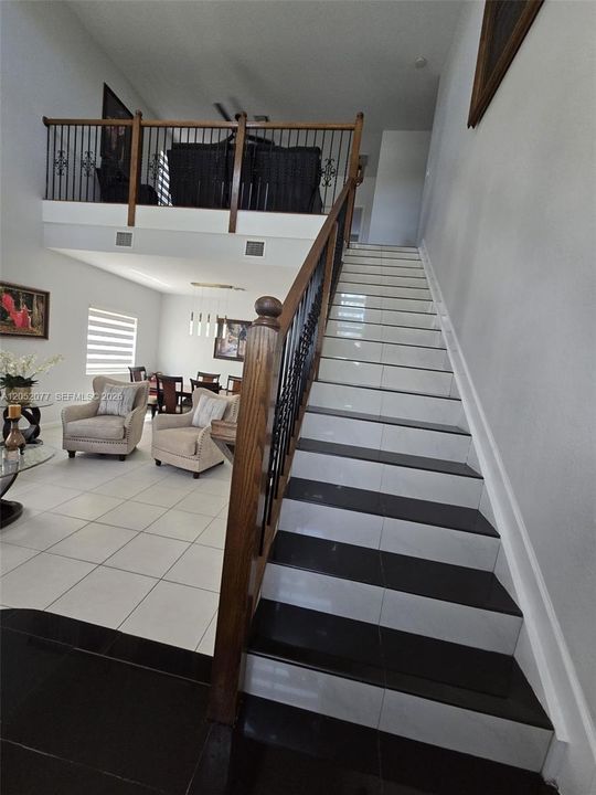 For Sale: $609,000 (3 beds, 2 baths, 2445 Square Feet)