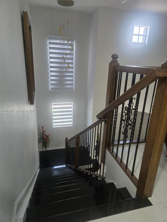 For Sale: $609,000 (3 beds, 2 baths, 2445 Square Feet)