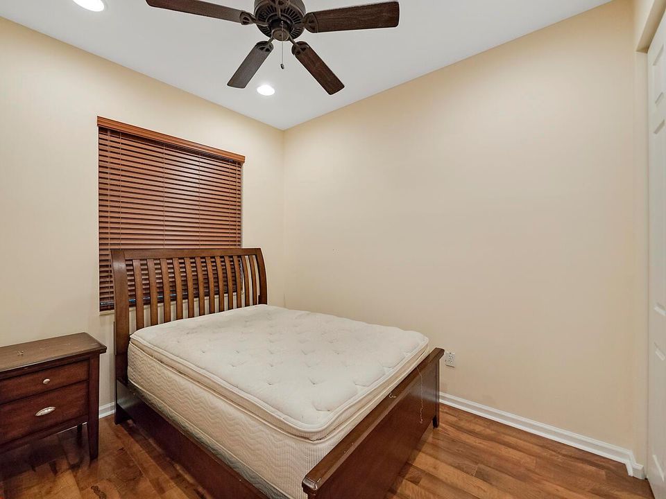 GUEST ROOM 1