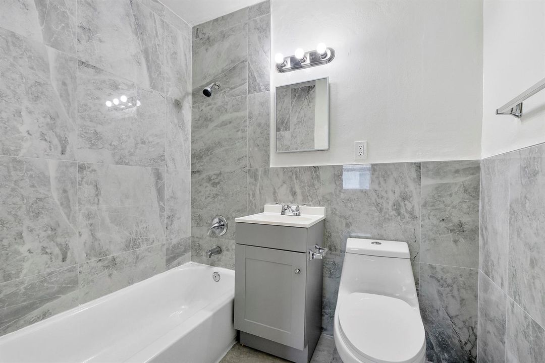 515 Ne 150th St_008