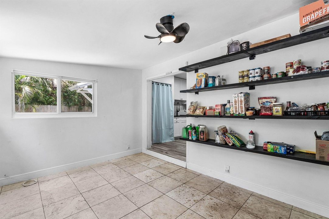 018-51236thStreet-WestPalmBeach-FL-33407