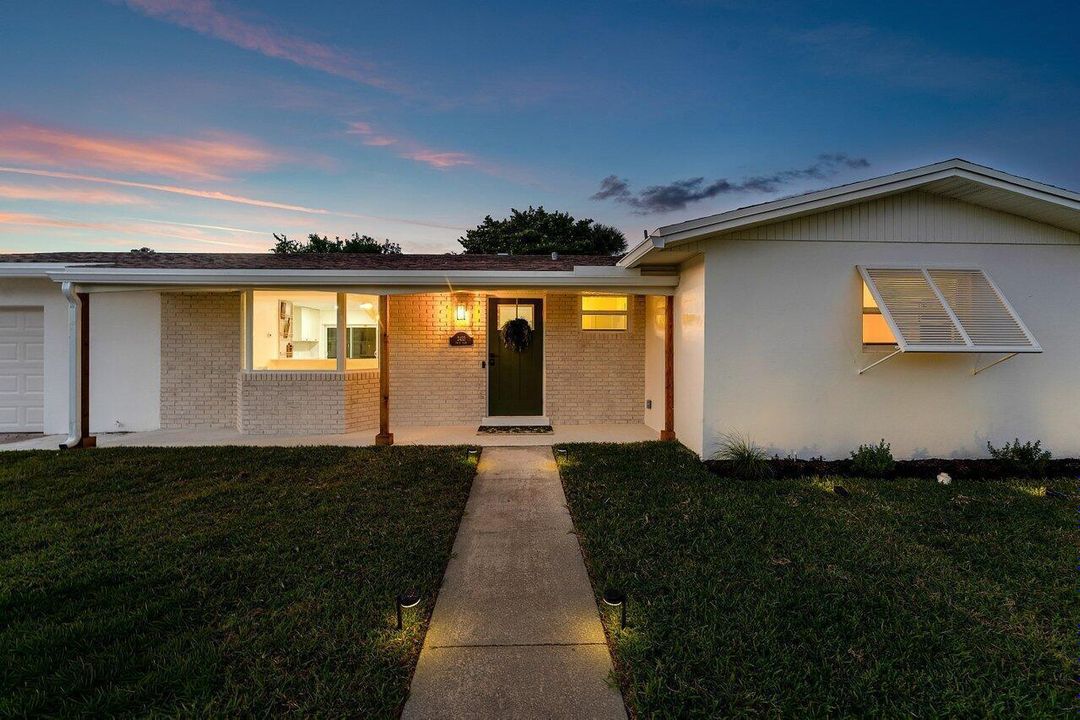 041-2433PalmRoad-WestPalmBeach-FL-33406-